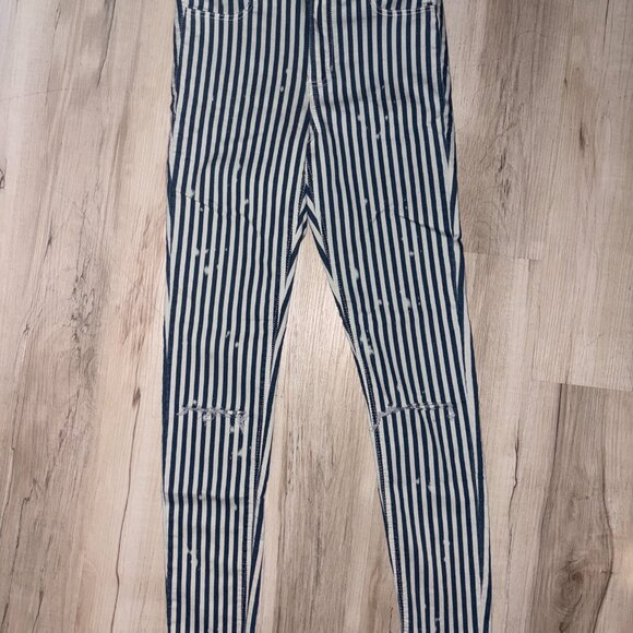 High Rise Navy and Cream Striped Zara Jean Legging 8 - Picture 3 of 7